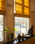 Afbeelding in Gallery-weergave laden, Linen Roman Blinds in Yellow straw colour

