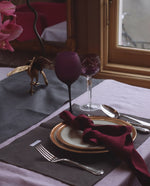 Afbeelding in Gallery-weergave laden, Table runner from soft linen in Graphite 40x180cm
