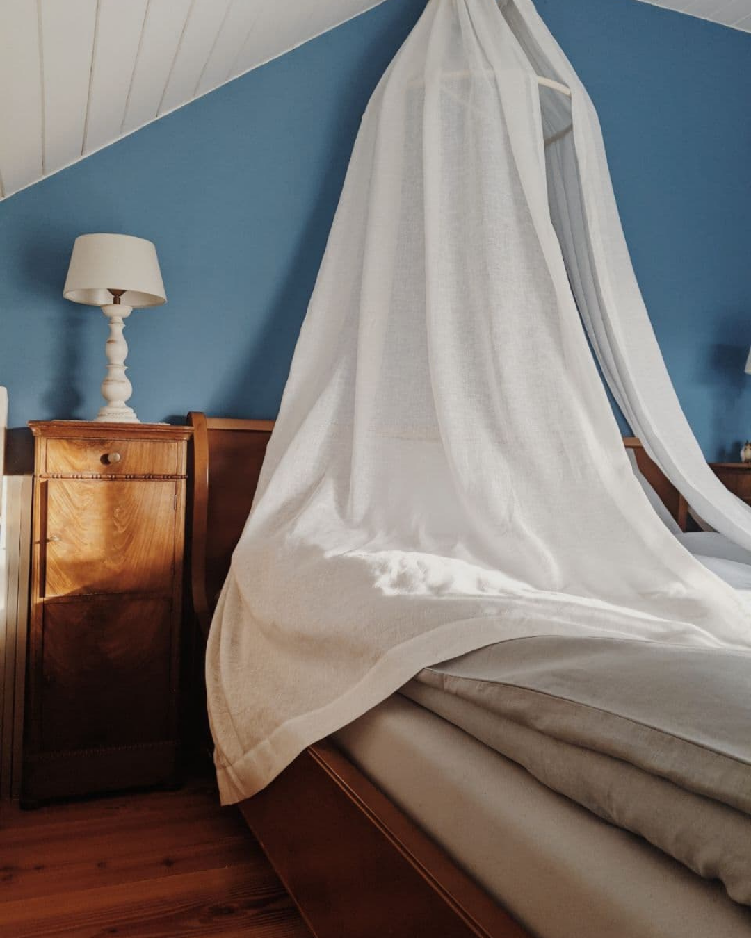 Linen canopy bed tulle - 1 panel