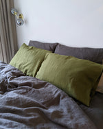 Load image into Gallery viewer, Hunting green linen pillow case
