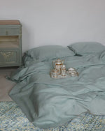 Afbeelding in Gallery-weergave laden, Turquoise bedding set from soft linen
