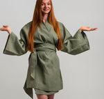 Afbeelding in Gallery-weergave laden, Linnen kimono-jurk Sage
