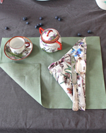 Afbeelding in Gallery-weergave laden, Linen table placemat in Olive
