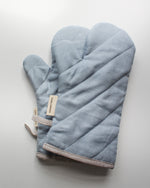 Load image into Gallery viewer, Linen oven mittens in Dusty blue 1pcs
