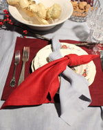 Load image into Gallery viewer, Linen table placemat in burgundy
