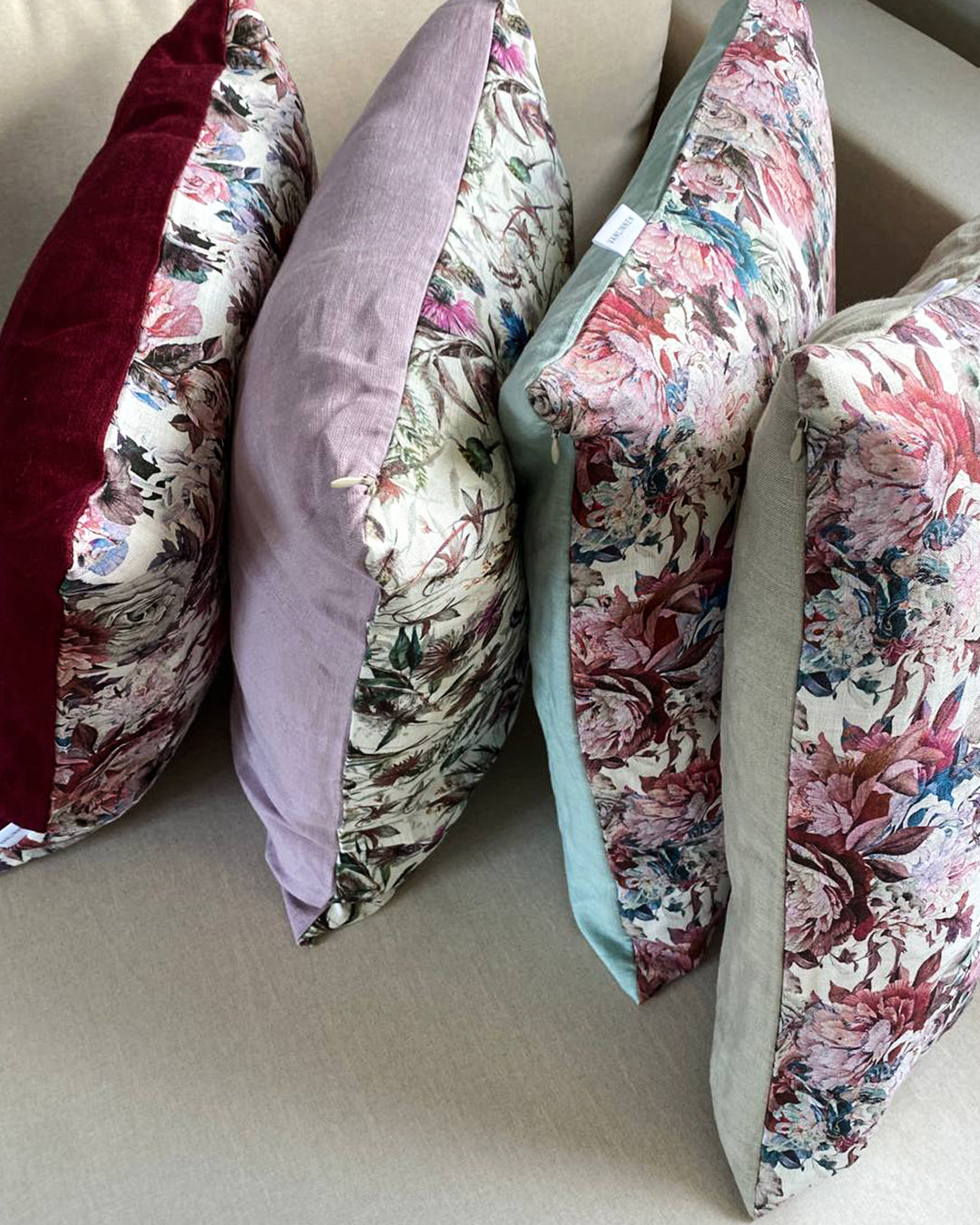 Decorative Linen pillowcase with zipper