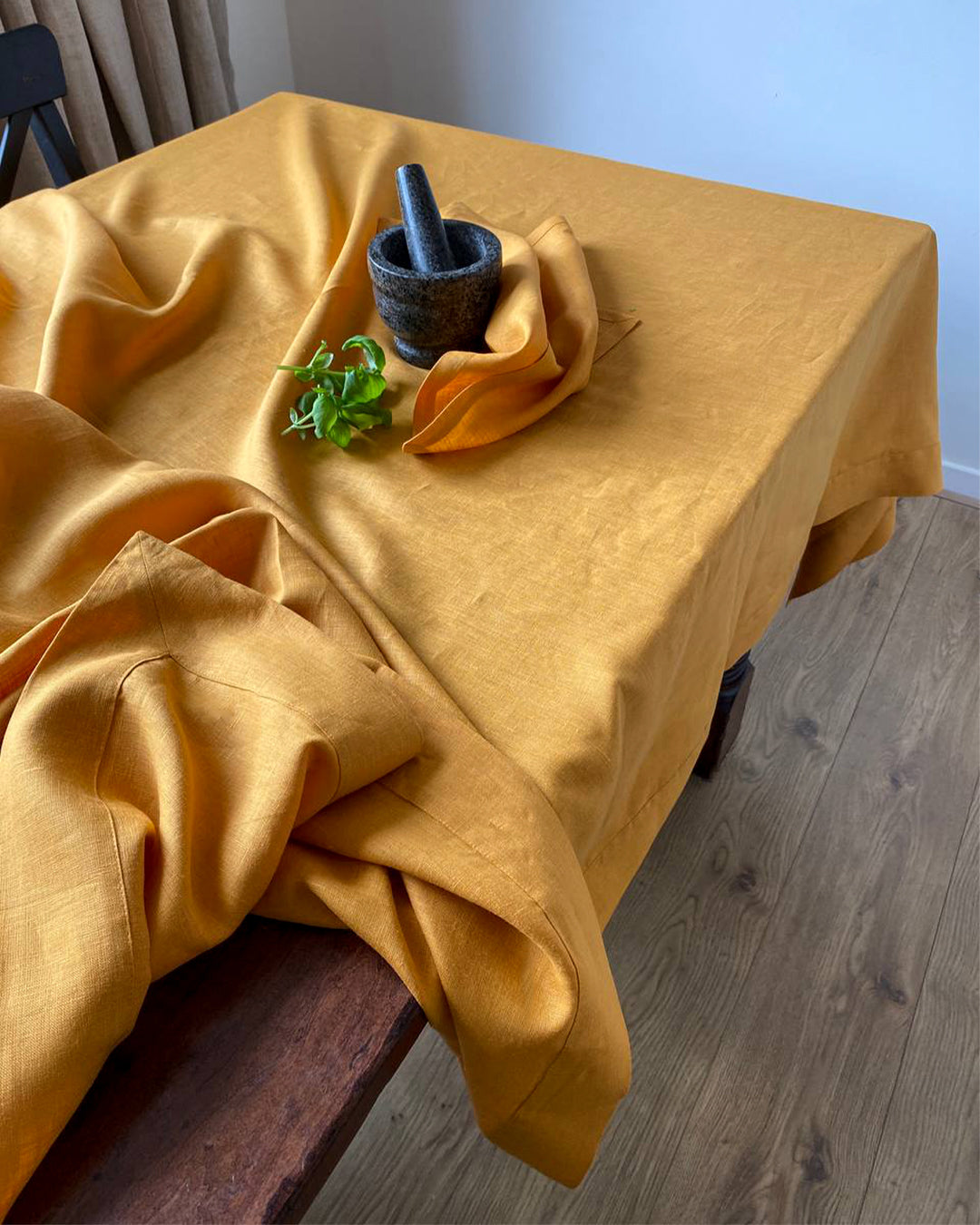 Tablecloth from soft linen in Safran